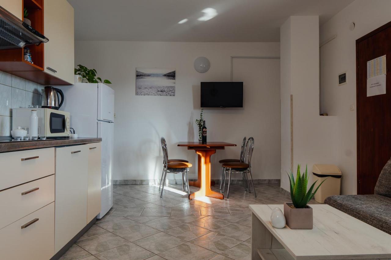 Apartmani Jaman Vrsi Eksteriør billede