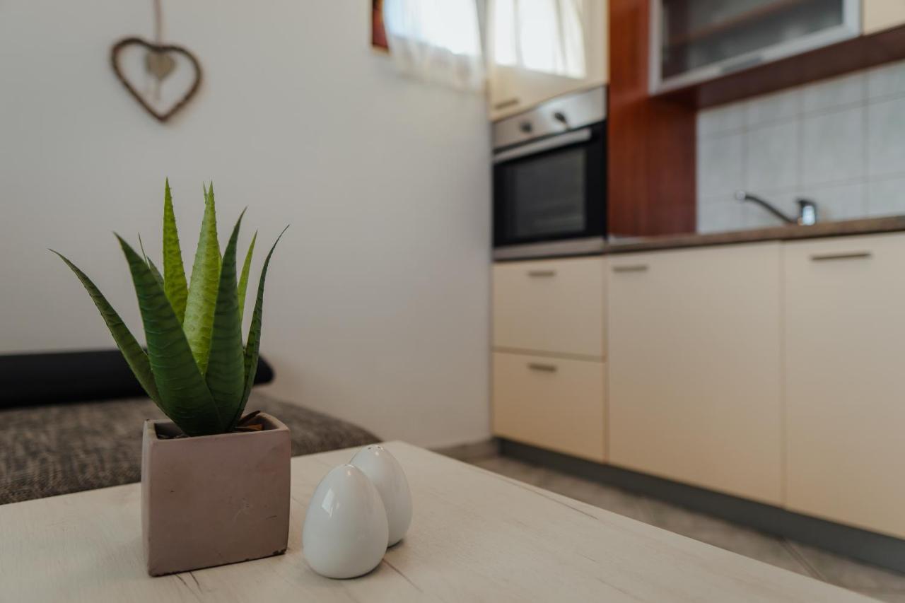 Apartmani Jaman Vrsi Eksteriør billede